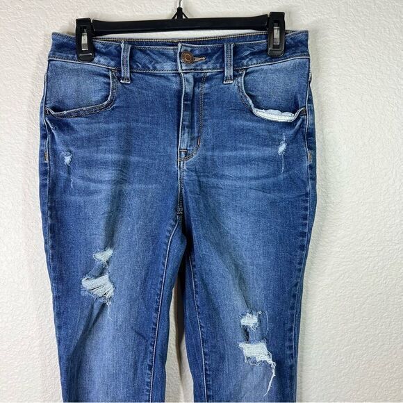 Maurices Women's High Rise Medium Wash Distressed Denim Jeggings Size Small R - Picture 3 of 7